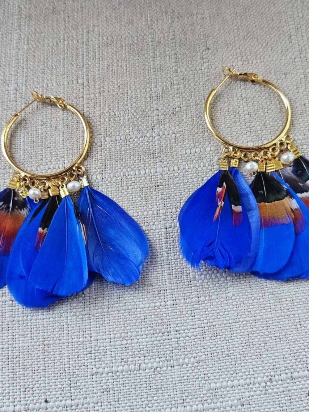 Norstrom Women Earrings Blue Faux Feather Gold Tone Fashion Ear Jewelry New - Picture 7 of 8